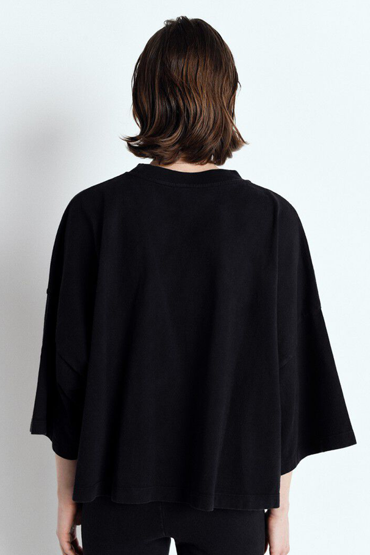 T-Shirt Over Afoma