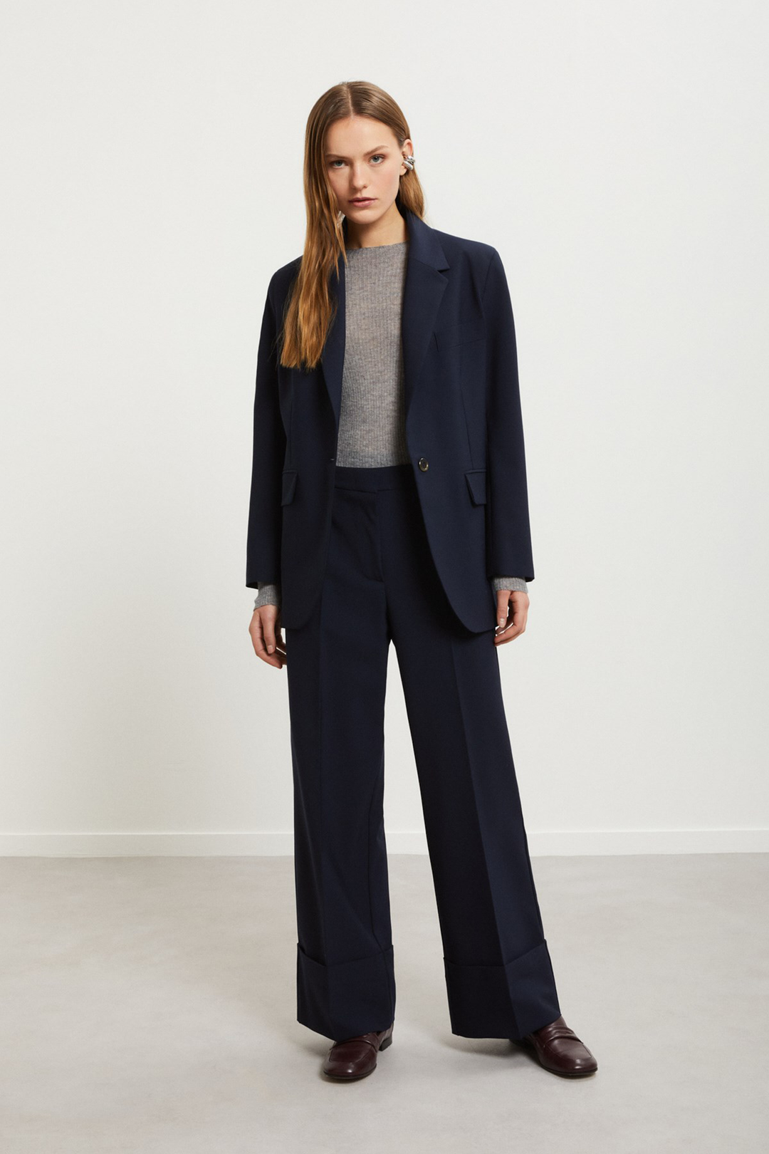 Pantaloni Ampi con Risvolto