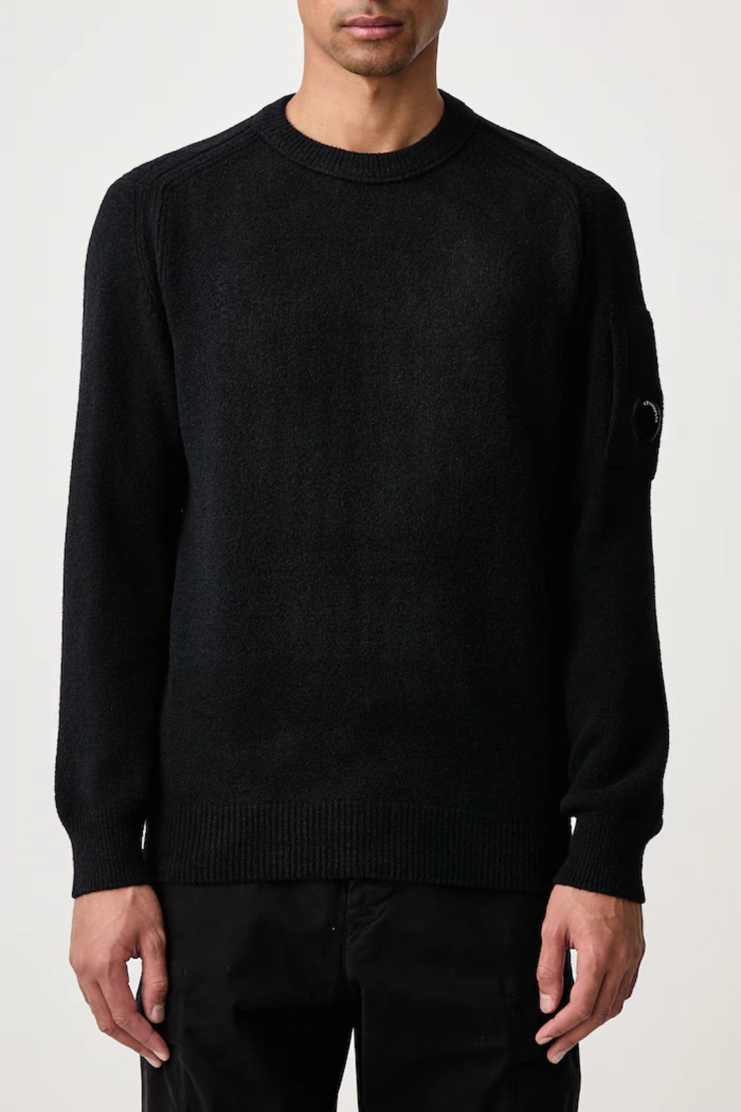 Maglia in misto lana nera girocollo