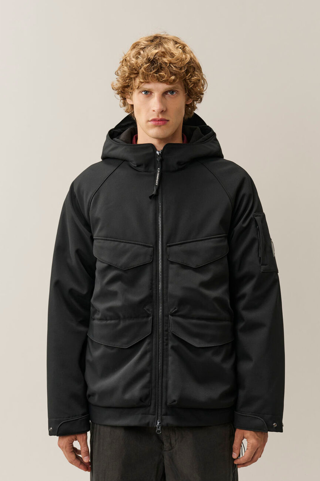 Giubbotto nero in CP Shell-R con liner interno