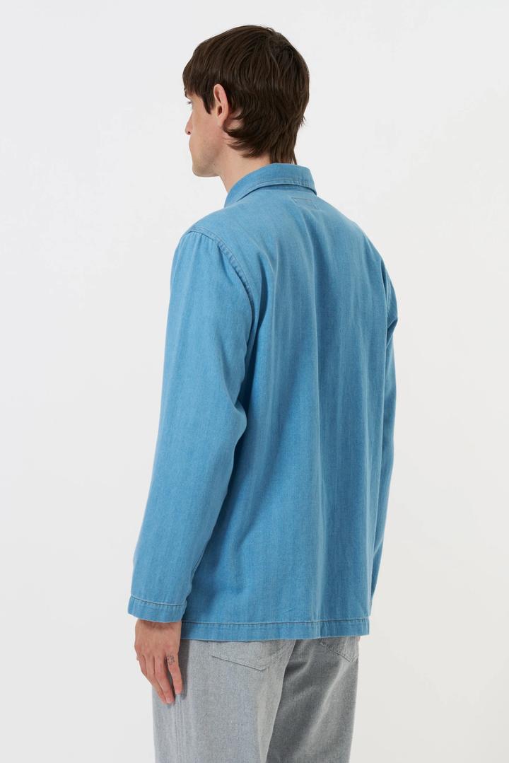 Overshirt Attendant