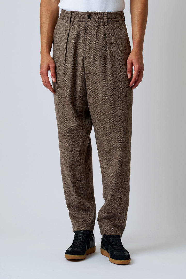 Pantaloni Track Pleated in Herringbone Wool