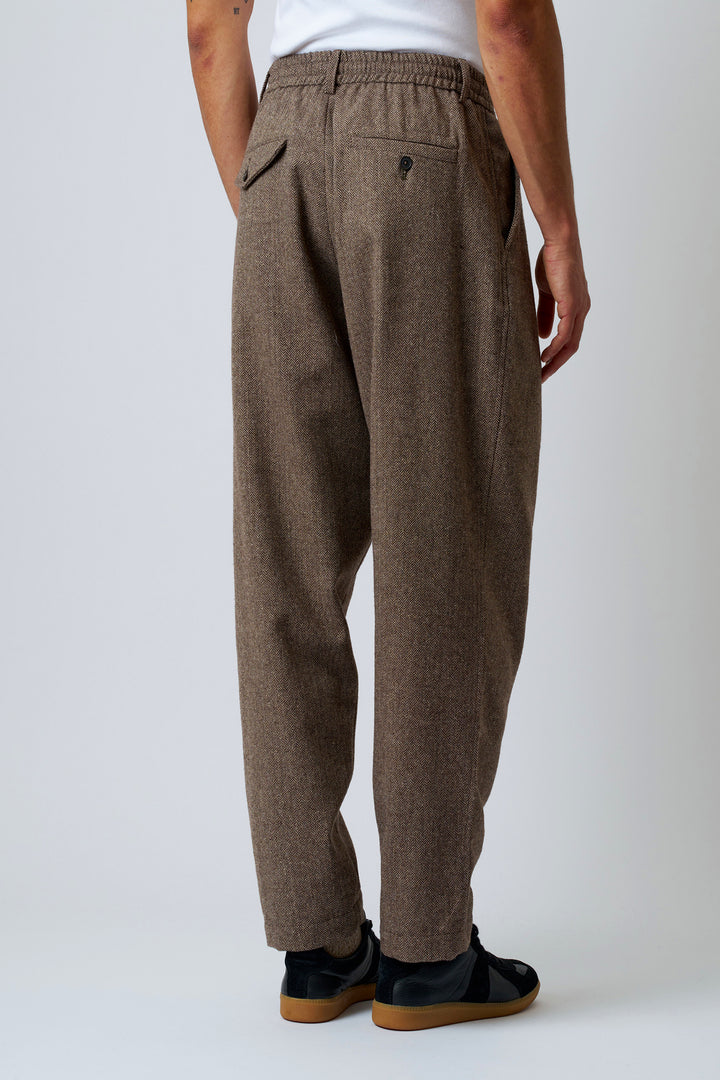 Pantaloni Track Pleated in Herringbone Wool