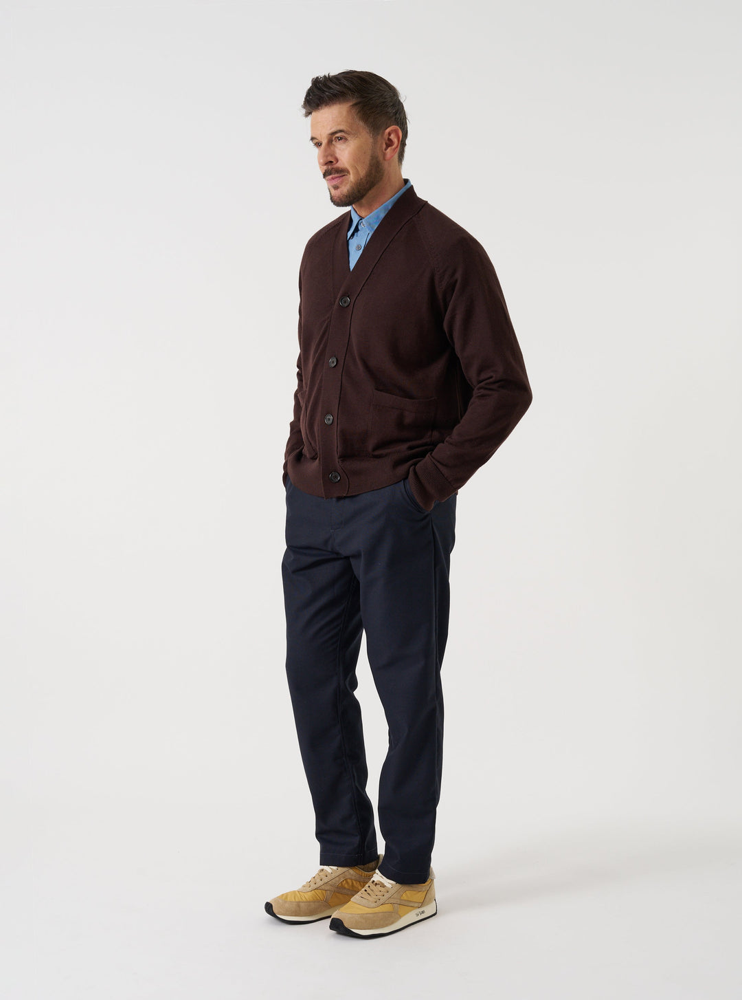 Universal Works Military Chino Pantaloni Tweed Riciclato Blu Navy