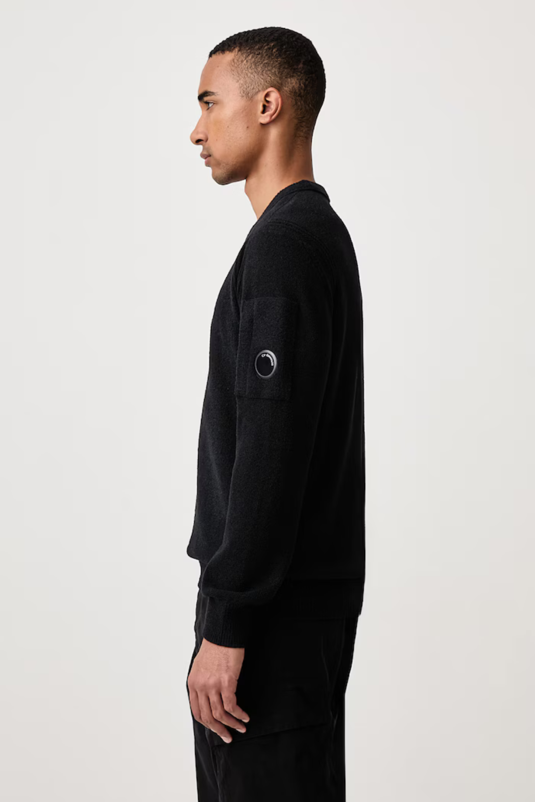 Maglia in misto lana nera girocollo