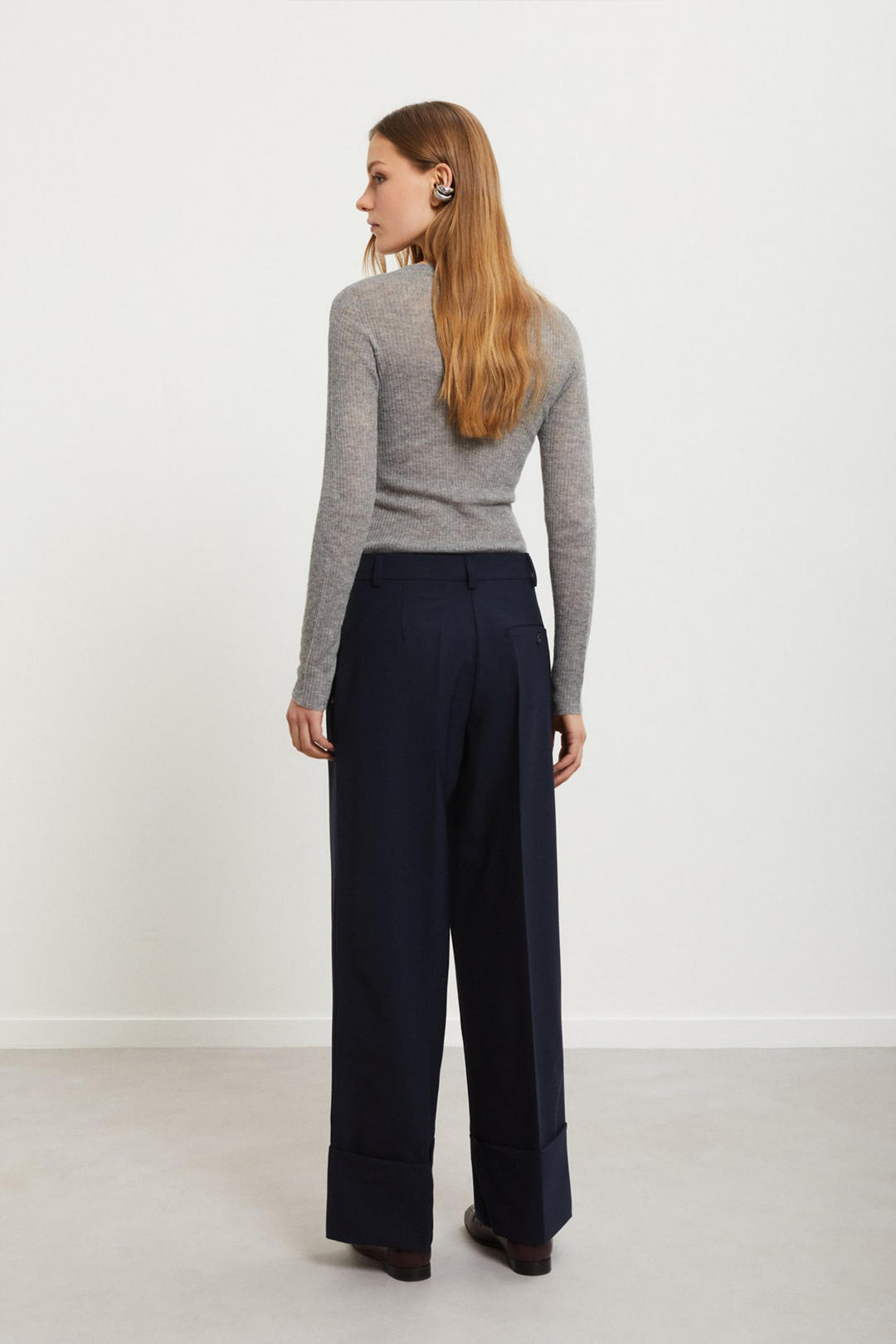 Pantaloni Ampi con Risvolto