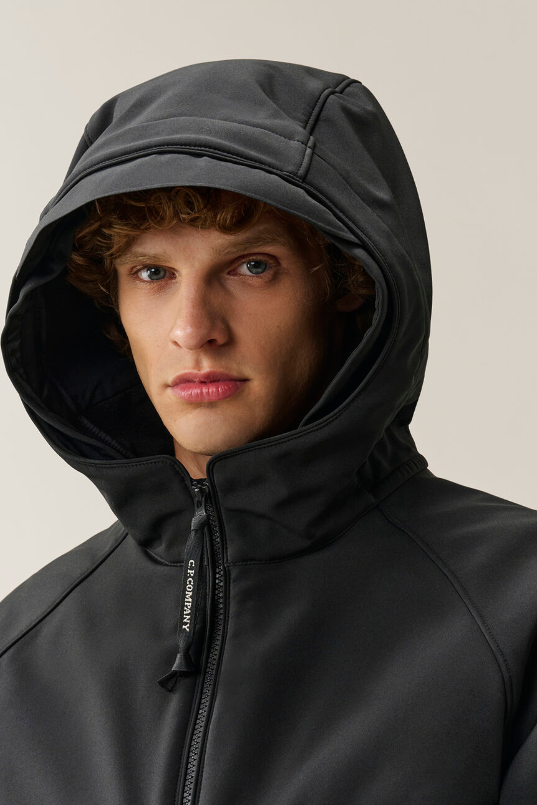 Giubbotto nero in CP Shell-R con liner interno