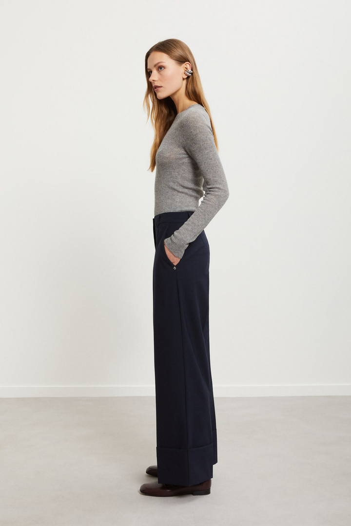 Pantaloni Ampi con Risvolto