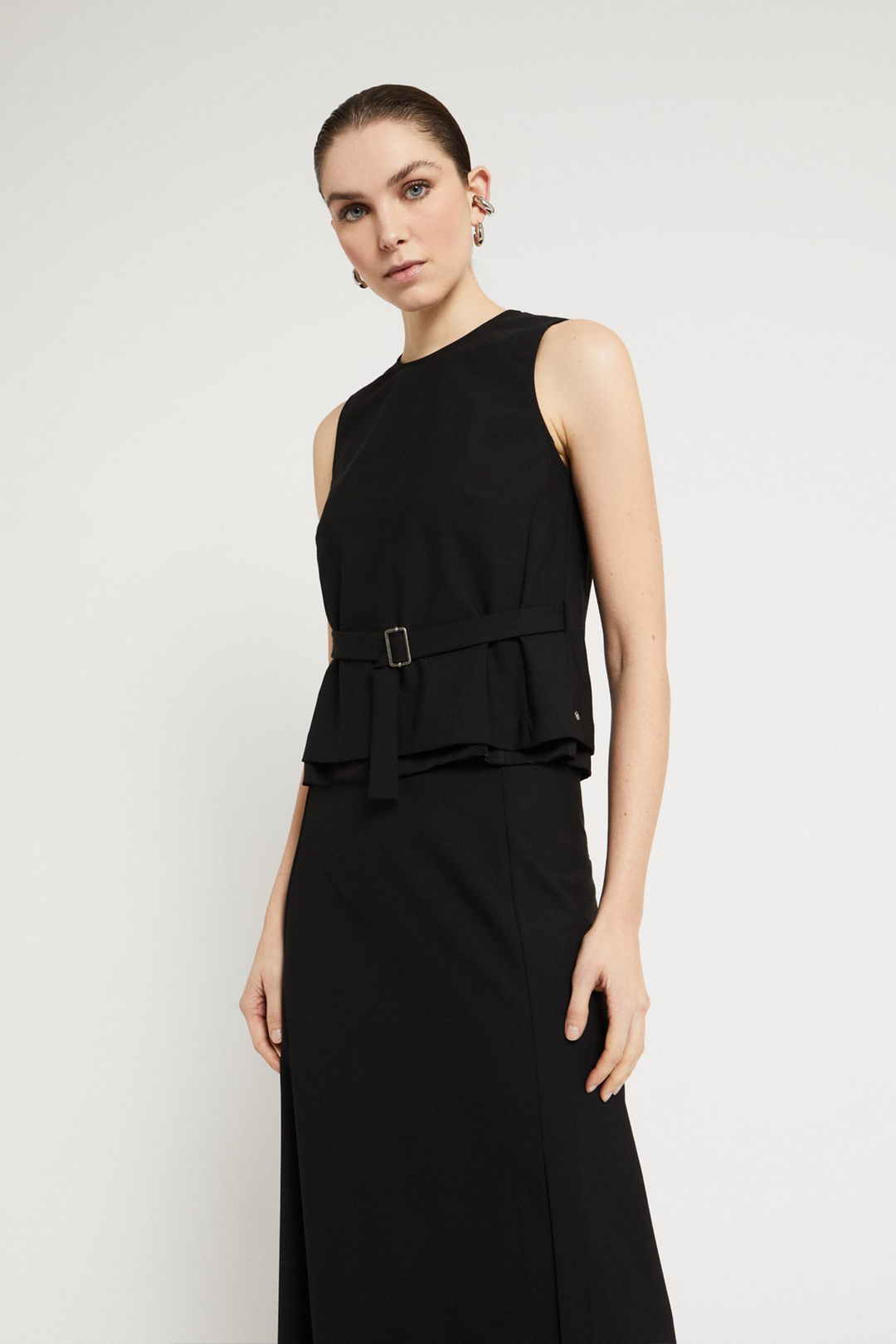 Top Smanicato con Cinturino
