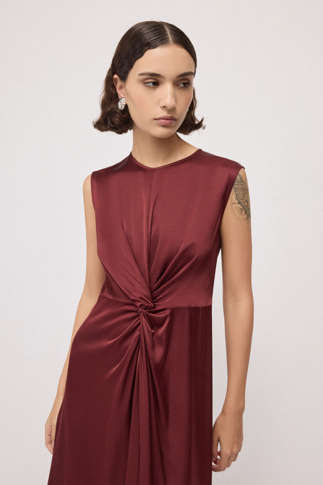 Abito Satin con Nodo