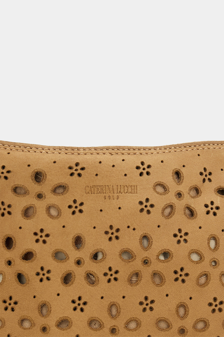 Monospalla Laserata Adelina