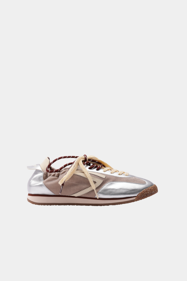 Sneaker 6.02 Panther
