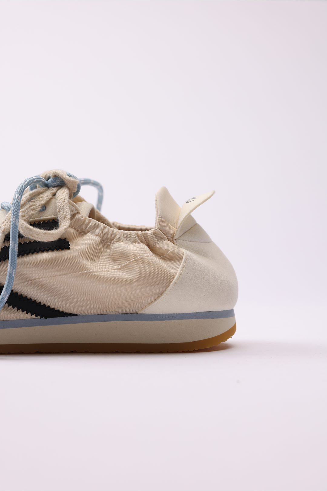 Sneaker 6.02 Panther