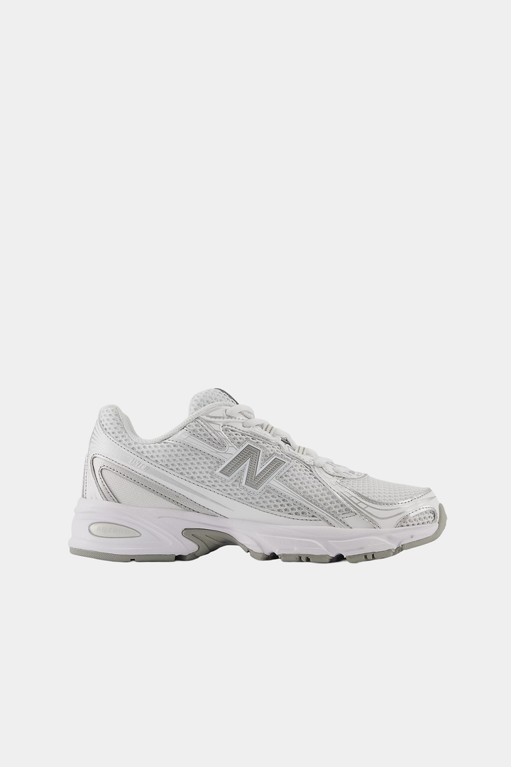 Sneaker 740